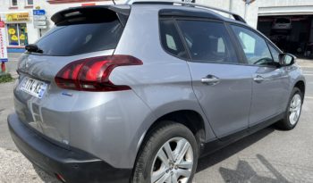 Peugeot 2008 1.2 VTi Style complet